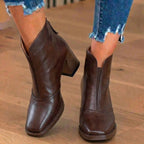 Klassische Orthopädische Stiefel mit zeitlosem Stil
