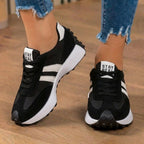 Klassische orthopädische Sneaker mit zeitlosem Stil