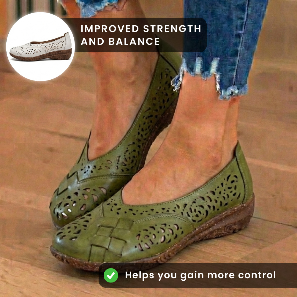 Orthopädische Leder-Slingback-Keilabsätze - Perforiertes Blumen-Ausschnitt-Muster
