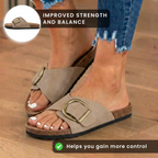 Orthopädische Leder-Kork-Slide-Sandalen - Übergroße Schnalle Detail