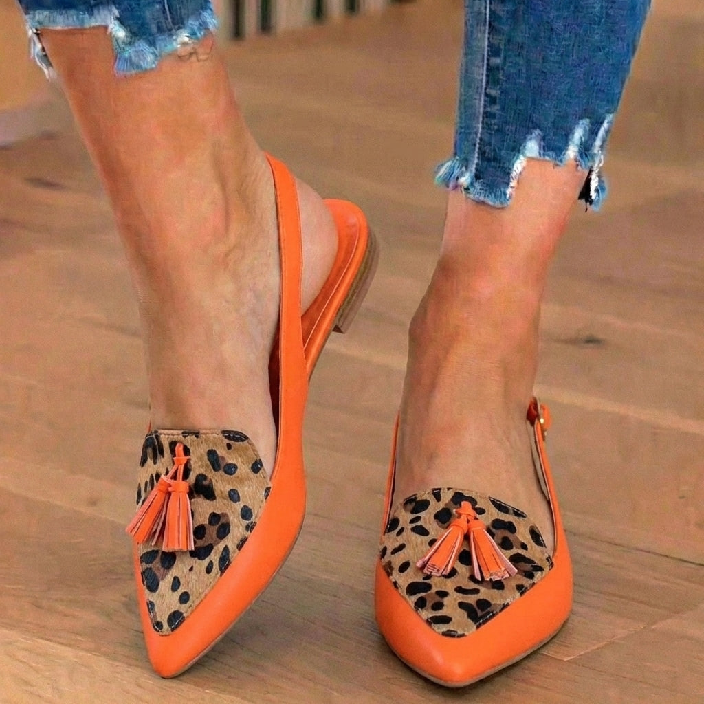 Anmutige orthopädische Sandalen für einen modernen Look