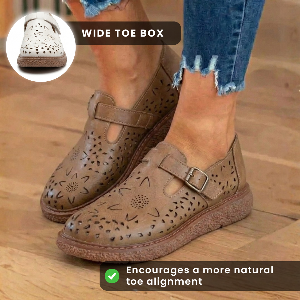 Orthopädische Leder-perforierte Mary-Janes - Blumiger Ausschnitt T-Träger