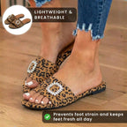Schicke orthopädische Sandalen mit einzigartigem Design