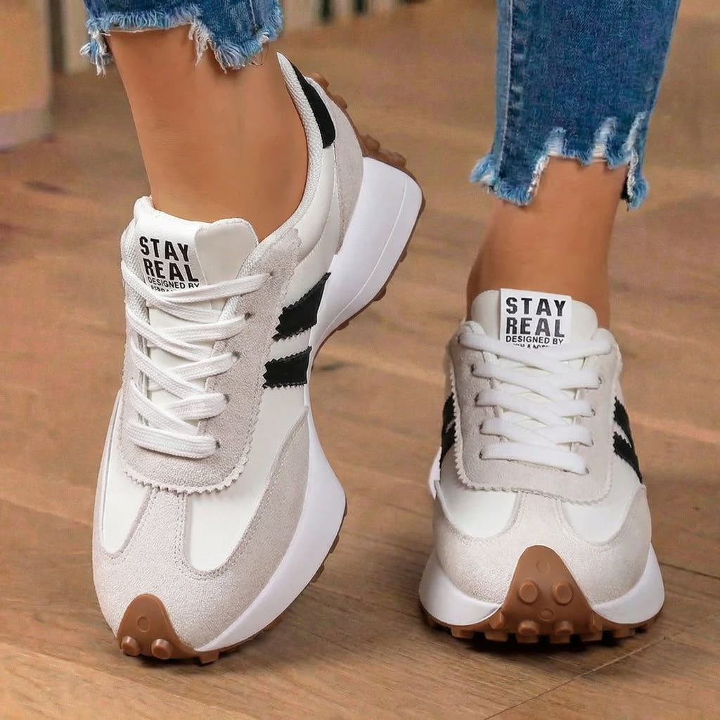 Klassische orthopädische Sneaker mit zeitlosem Stil