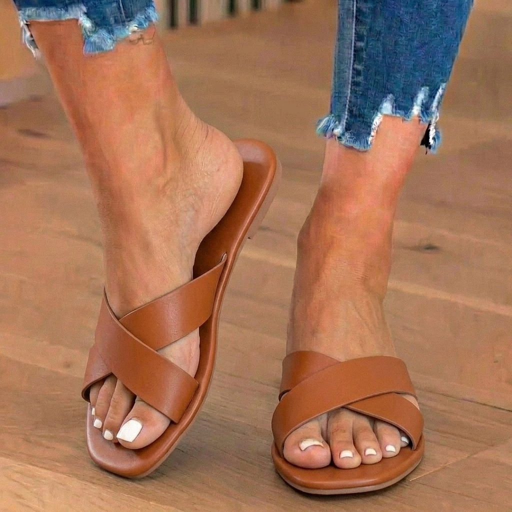 Elegante orthopädische Hausschuhe mit einzigartigem Design