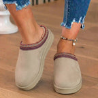 Klassische orthopädische Stiefel mit zeitlosem Stil