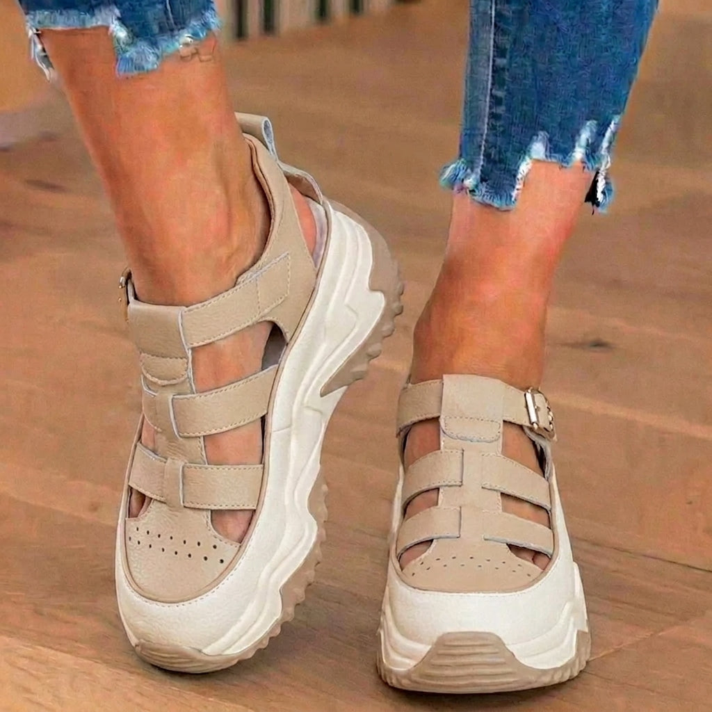 Wunderschön gefertigte orthopädische Sneaker