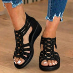 Klassische orthopädische Sandalen mit zeitlosem Stil