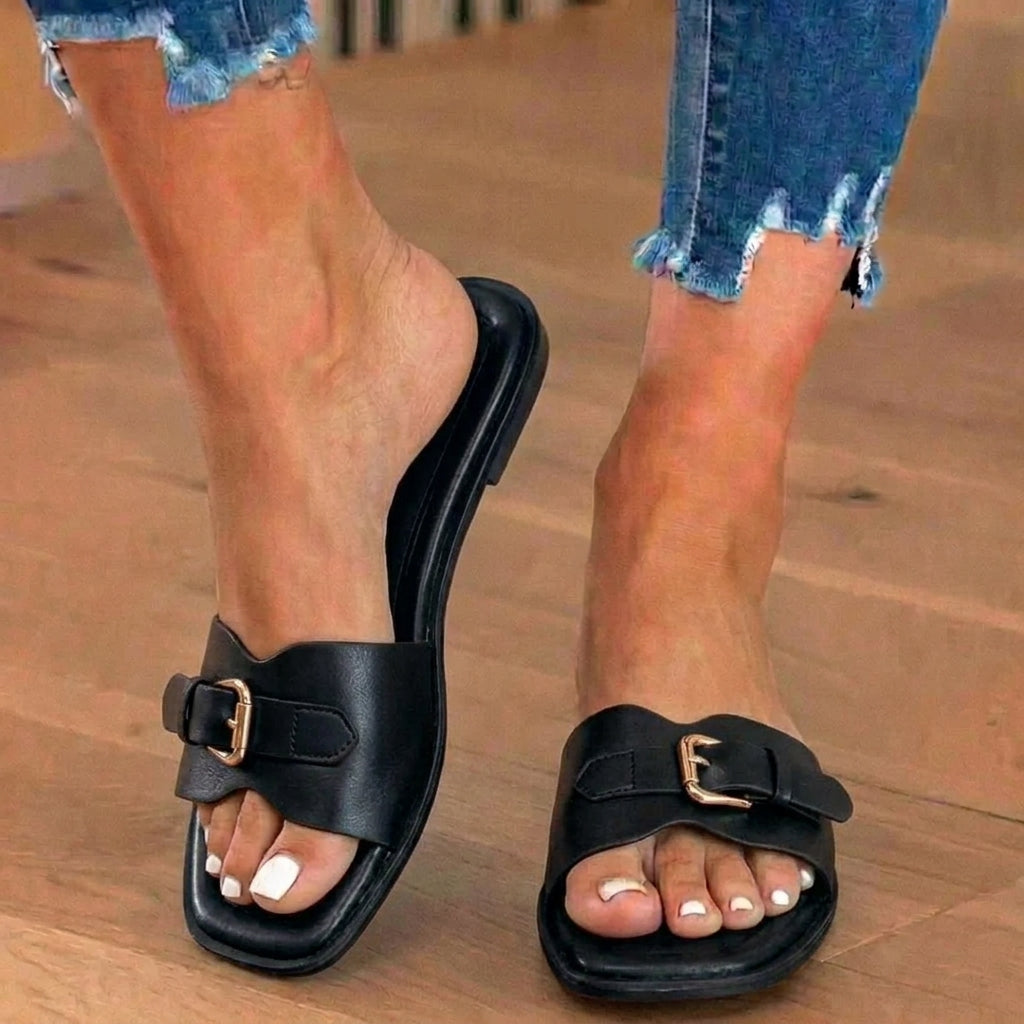 Elegante orthopädische Hausschuhe für einen modernen Look