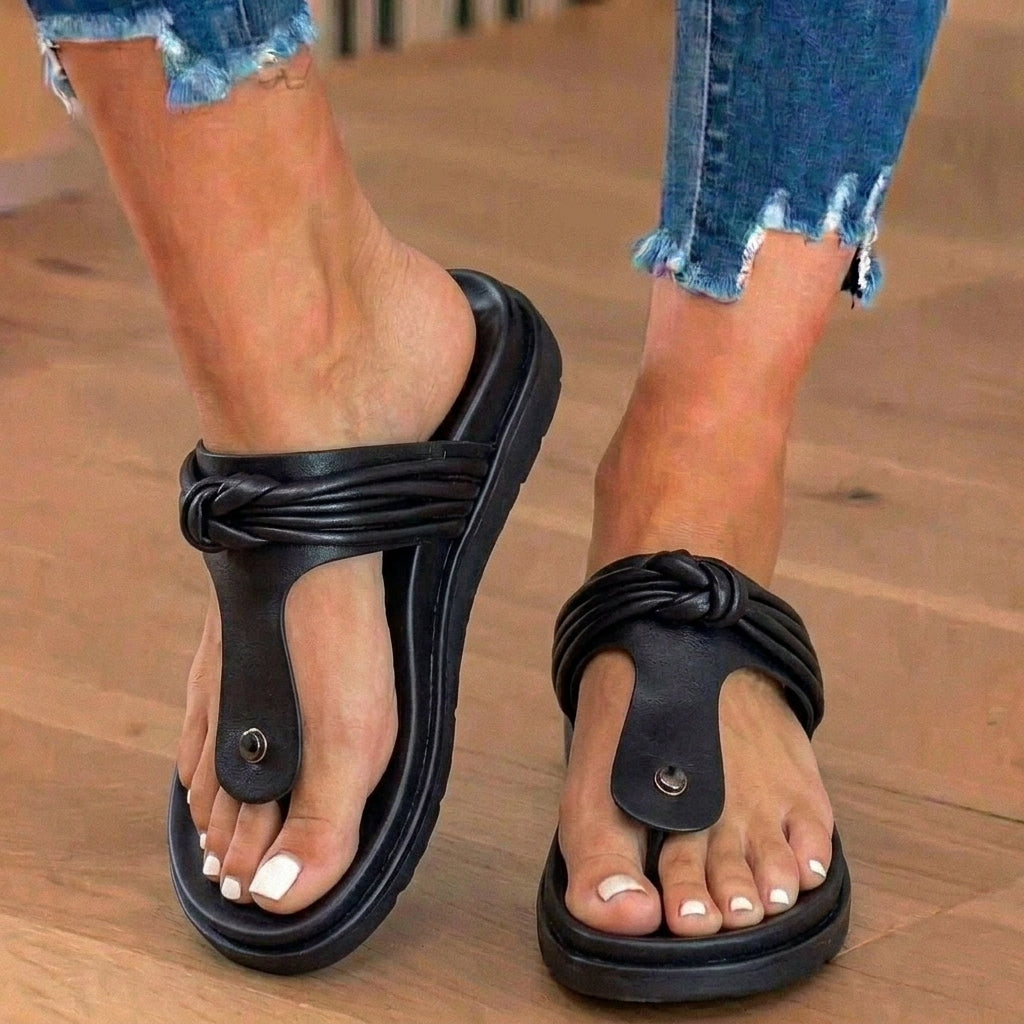 Elegante orthopädische Sandalen mit einzigartigem Design