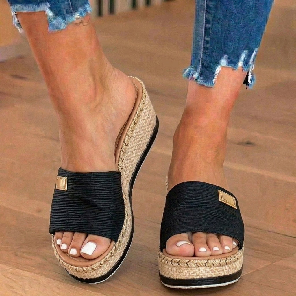 Schicke Orthopädische Sandalen mit einzigartigem Design