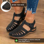 Schicke orthopädische Sandalen mit einzigartigem Design