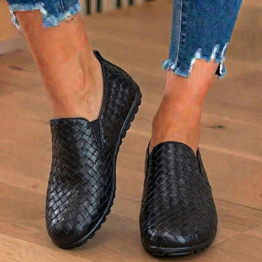 Klassische orthopädische Sneaker mit zeitlosem Stil