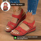 Orthopädische Leder-Keilsandalen - Perforiertes Detail & Klettriemen