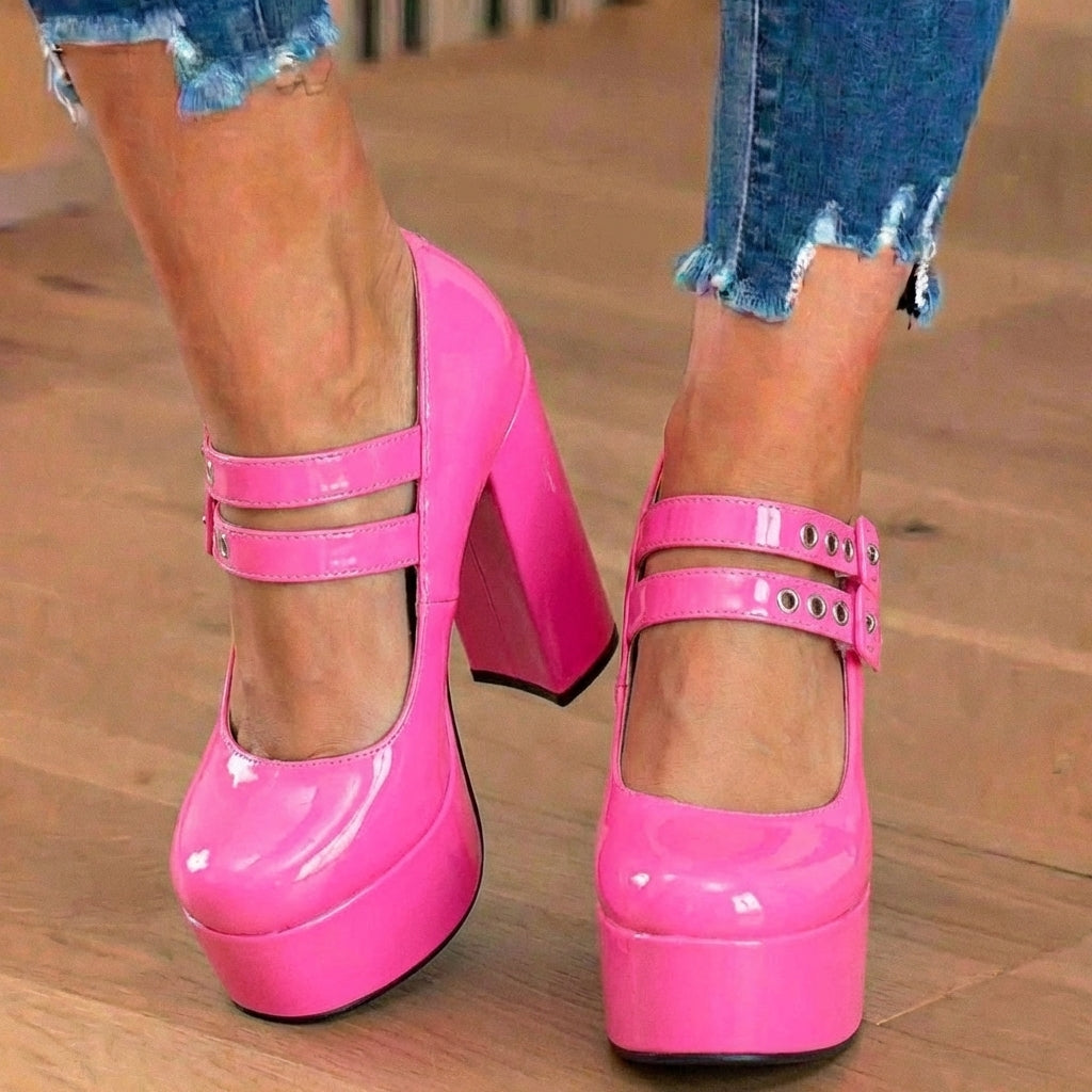 Klassische orthopädische Sandalen mit zeitlosem Stil
