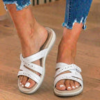Orthopädische Wildleder-Slide-Sandalen - perforierter Ausschnitt und Klettverschluss