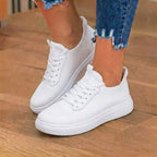 Orthopädische Strick-Slip-On-Sneaker - dehnbarer Kragen und weiße Sohle