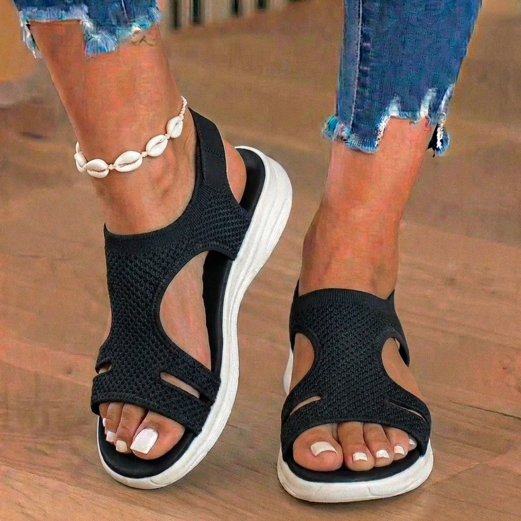 Orthopädische Strick-Plateau-Sandalen - ausgeschnittenes Design und Slingback-Riemen
