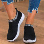 Orthopädische Strick-Slip-On-Sneaker - geripptes Kragen-Design und atmungsaktives Mesh-Oberteil
