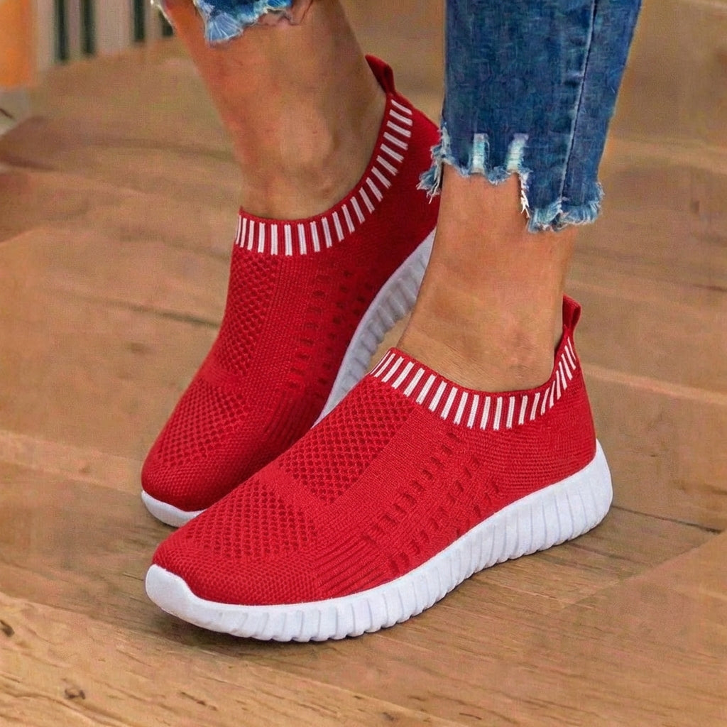 Orthopädische Strick-Slip-On-Sneaker - geripptes Kragen-Design und atmungsaktives Mesh-Oberteil