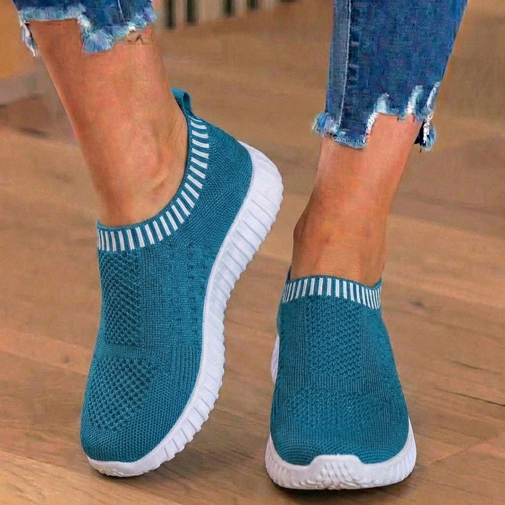 Orthopädische Strick-Slip-On-Sneaker - geripptes Kragen-Design und atmungsaktives Mesh-Oberteil