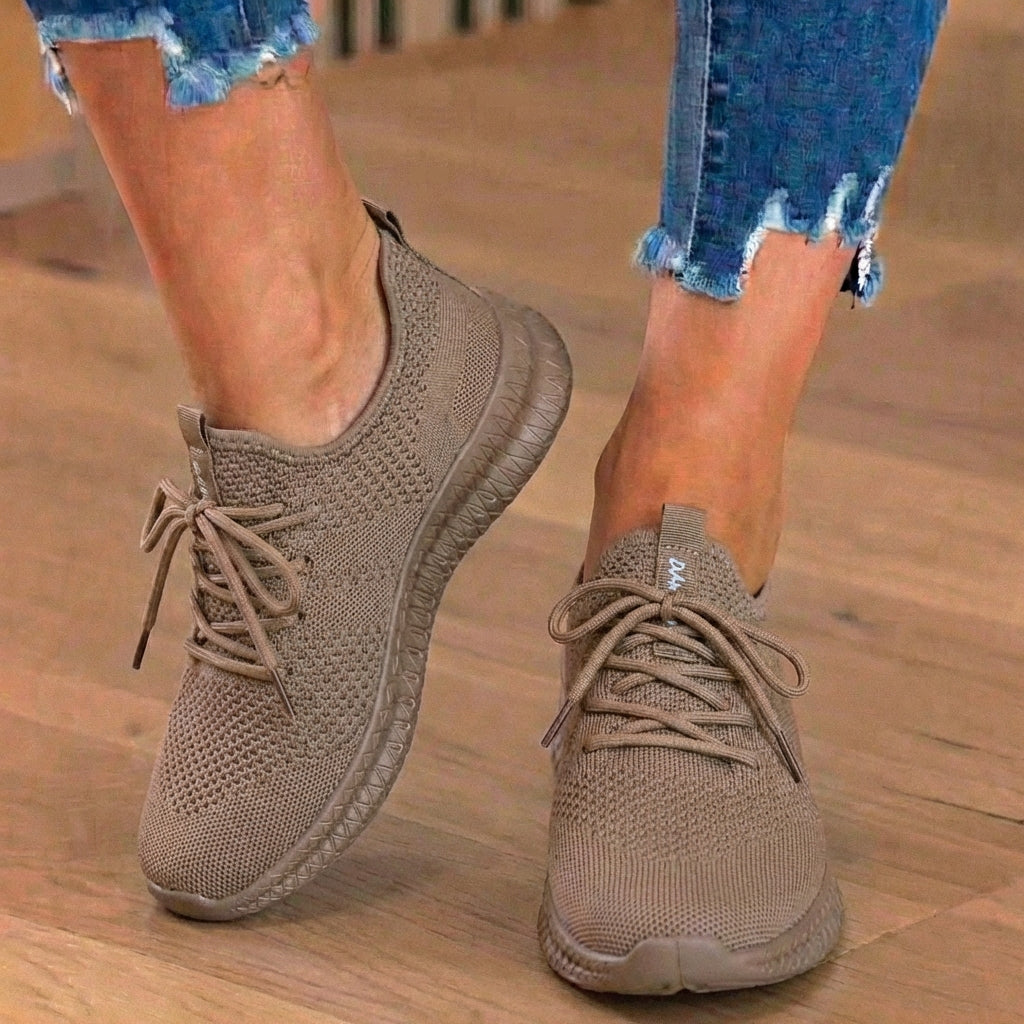 Orthopädische Strick-Athletic-Sneaker - Sockenpassform-Konstruktion und strukturierte Sohle