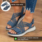 Orthopädische Sandalen aus Mischmaterial - Überkreuzriemen und zweifarbiges Design