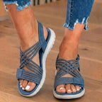 Orthopädische Sandalen aus Mischmaterial - Überkreuzriemen und zweifarbiges Design