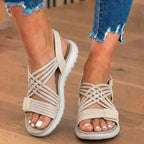 Orthopädische Sandalen aus Mischmaterial - Überkreuzriemen und zweifarbiges Design