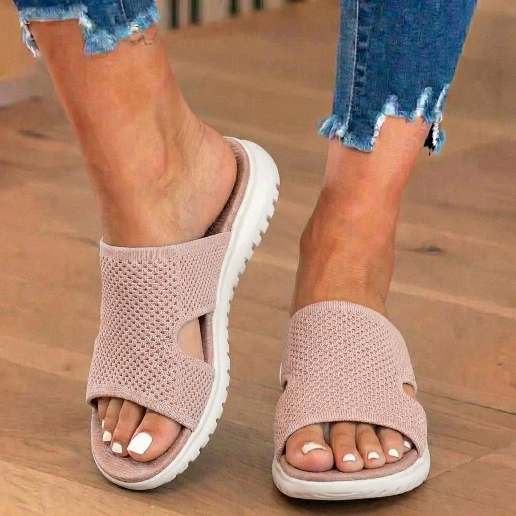 Orthopädische Strickslides - breites Ausschnittsband-Design und atmungsaktive Mesh-Konstruktion