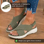 Orthopädische Strickstoff-Sandalen - Überkreuzriemen-Design und Plateau-Sohle mit Polsterung