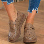 Orthopädische Leder-perforierte Mary-Janes - Blumiger Ausschnitt T-Träger