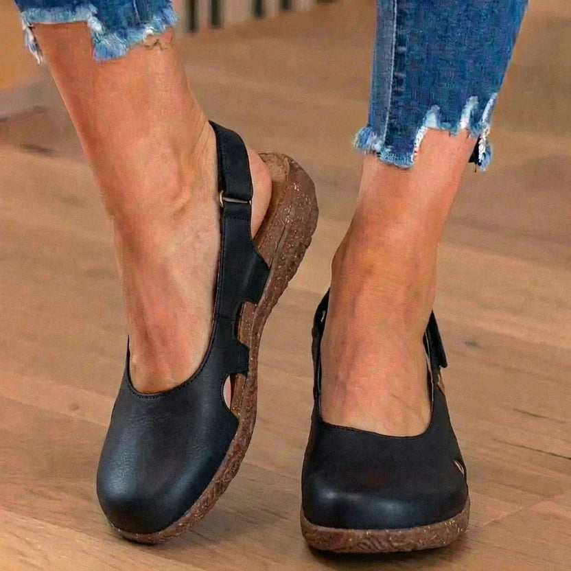 Bequeme orthopädische Sandalen für den täglichen Gebrauch