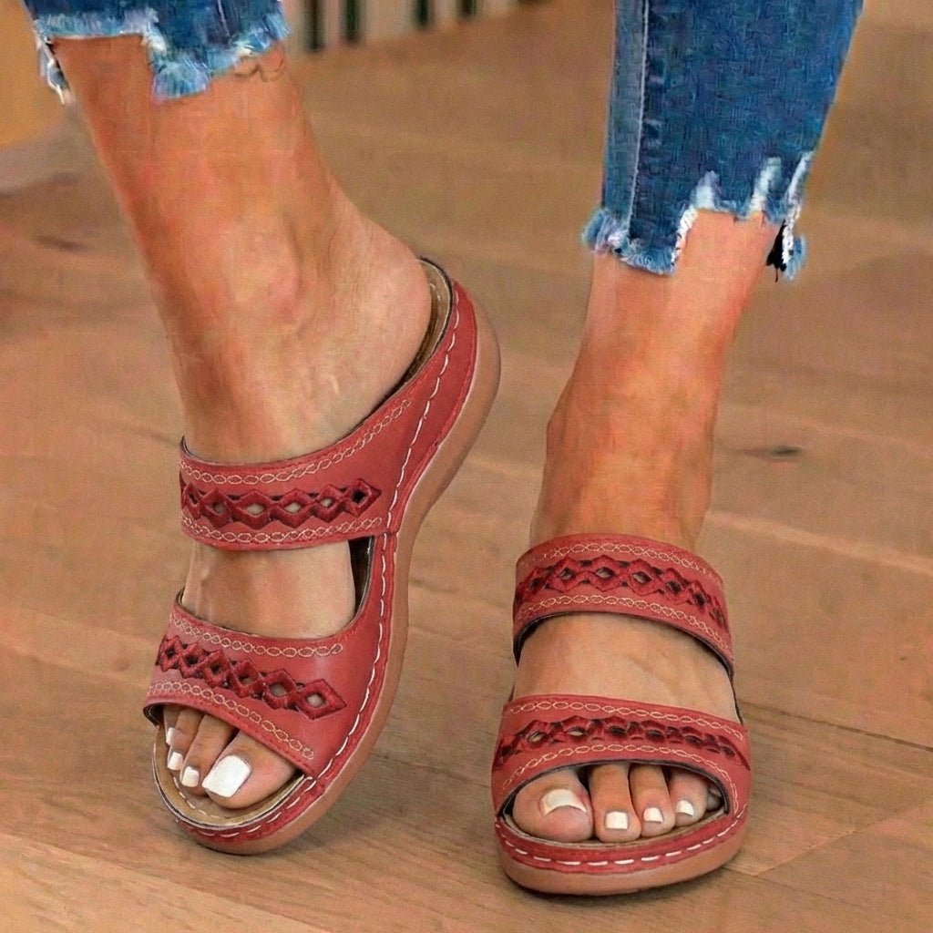 Orthopädische Leder-geflochtene Slide-Sandalen - Dreifacher Riemen Weben-Detail