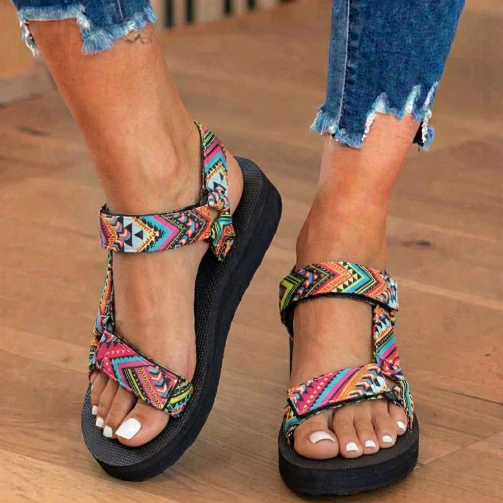 Orthopädische Tribal-Print-Platform-Sandalen - Verstellbare Binderiemen