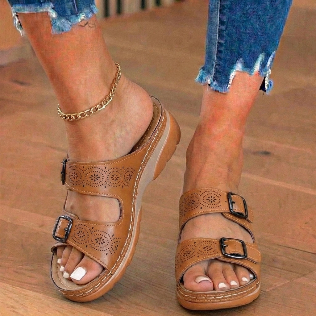 Orthopädische Leder-Platform-Slide-Sandalen - Doppelte Schnalle perforiertes Design