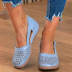 Orthopädische Leder-Slip-On-Loafer - Geometrisches Laserschnitt-Muster