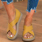 Anmutige Orthopädische Sandalen für modernen Look