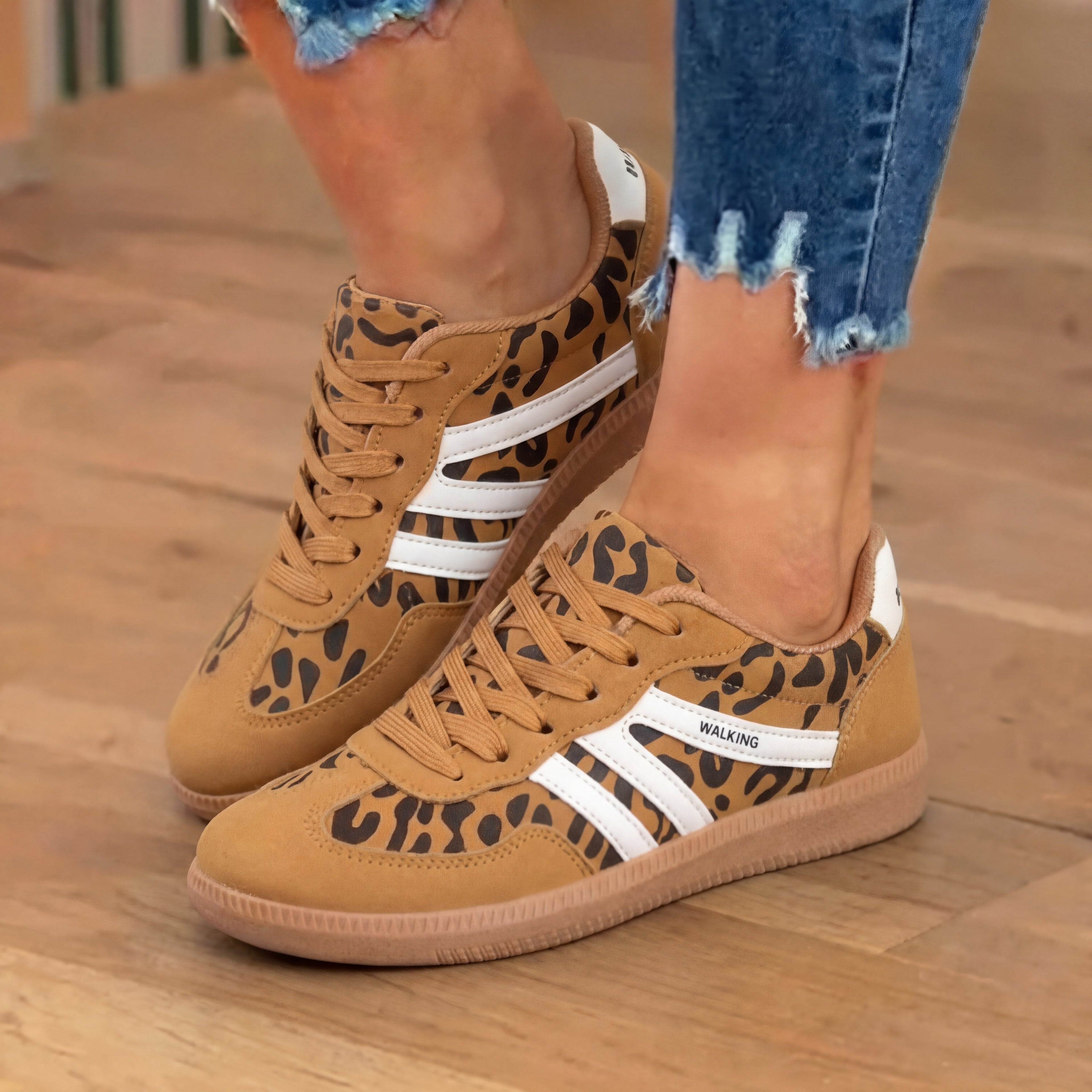 Vintage inspirierte orthopädische Sneaker