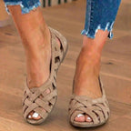 Schicke orthopädische Sandalen mit einzigartigem Design