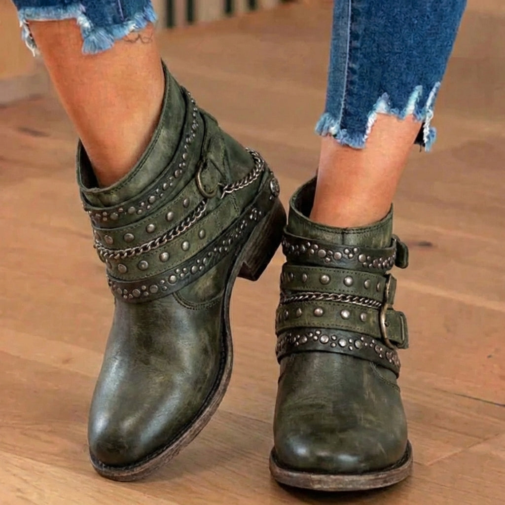 Orthopädische Leder-Nieten-Knöchelstiefel - Ketten- & Niet-Detail