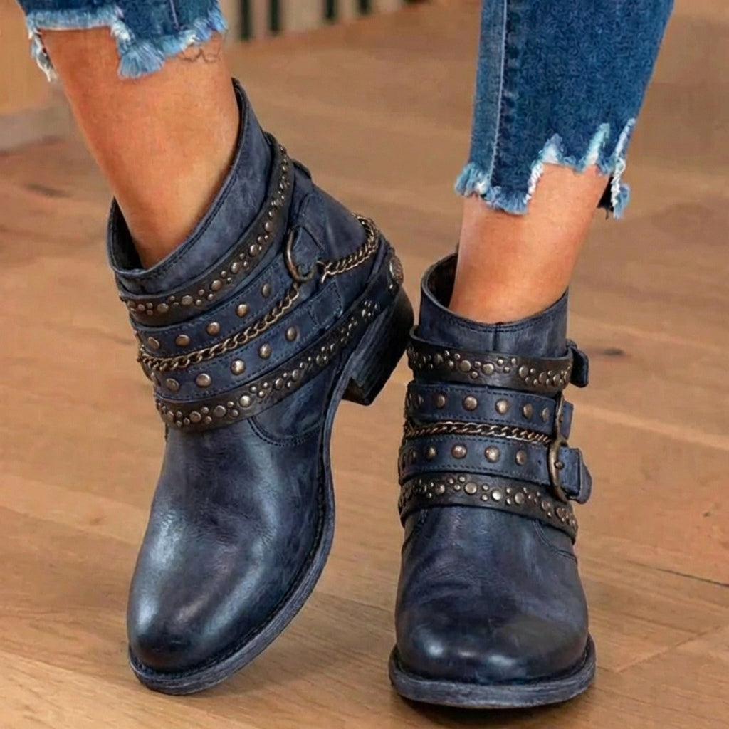Orthopädische Leder-Nieten-Knöchelstiefel - Ketten- & Niet-Detail
