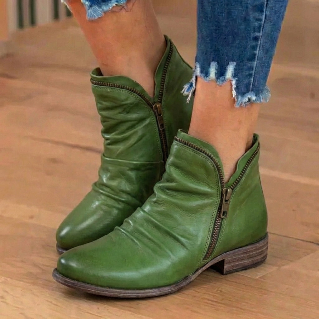 Orthopädische Leder-Stiefel mit Raffung - Seitenschluss niedriger Absatz