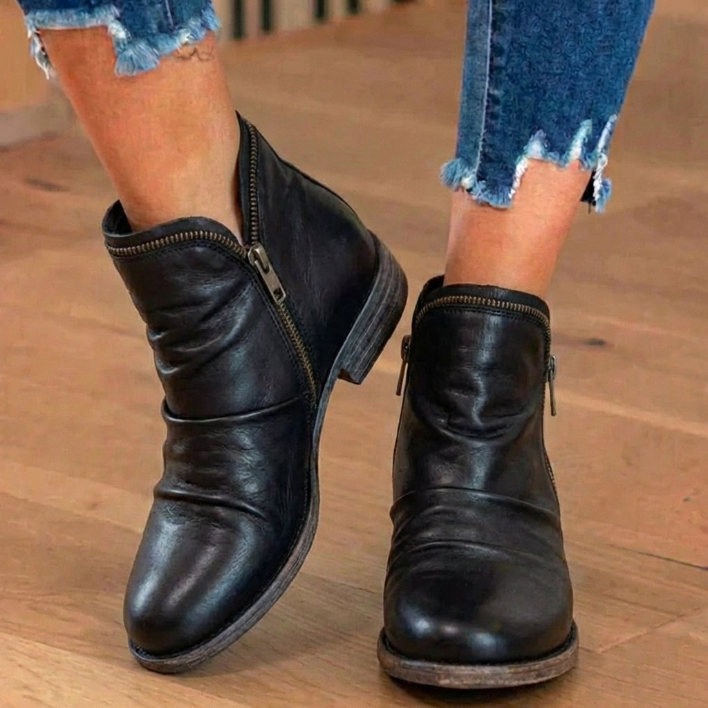 Orthopädische Leder-Stiefel mit Raffung - Seitenschluss niedriger Absatz