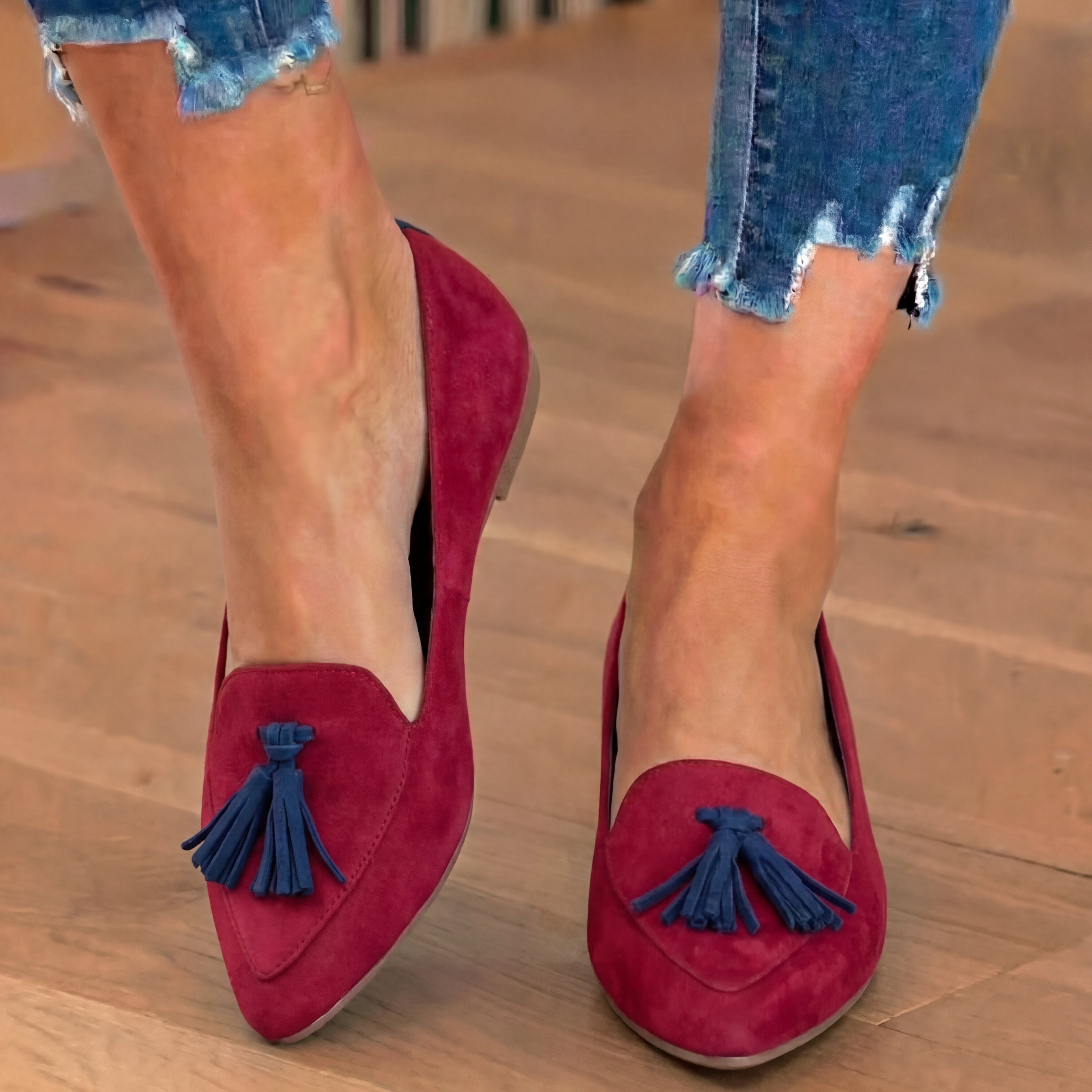 Anmutige orthopädische Sandalen für einen modernen Look