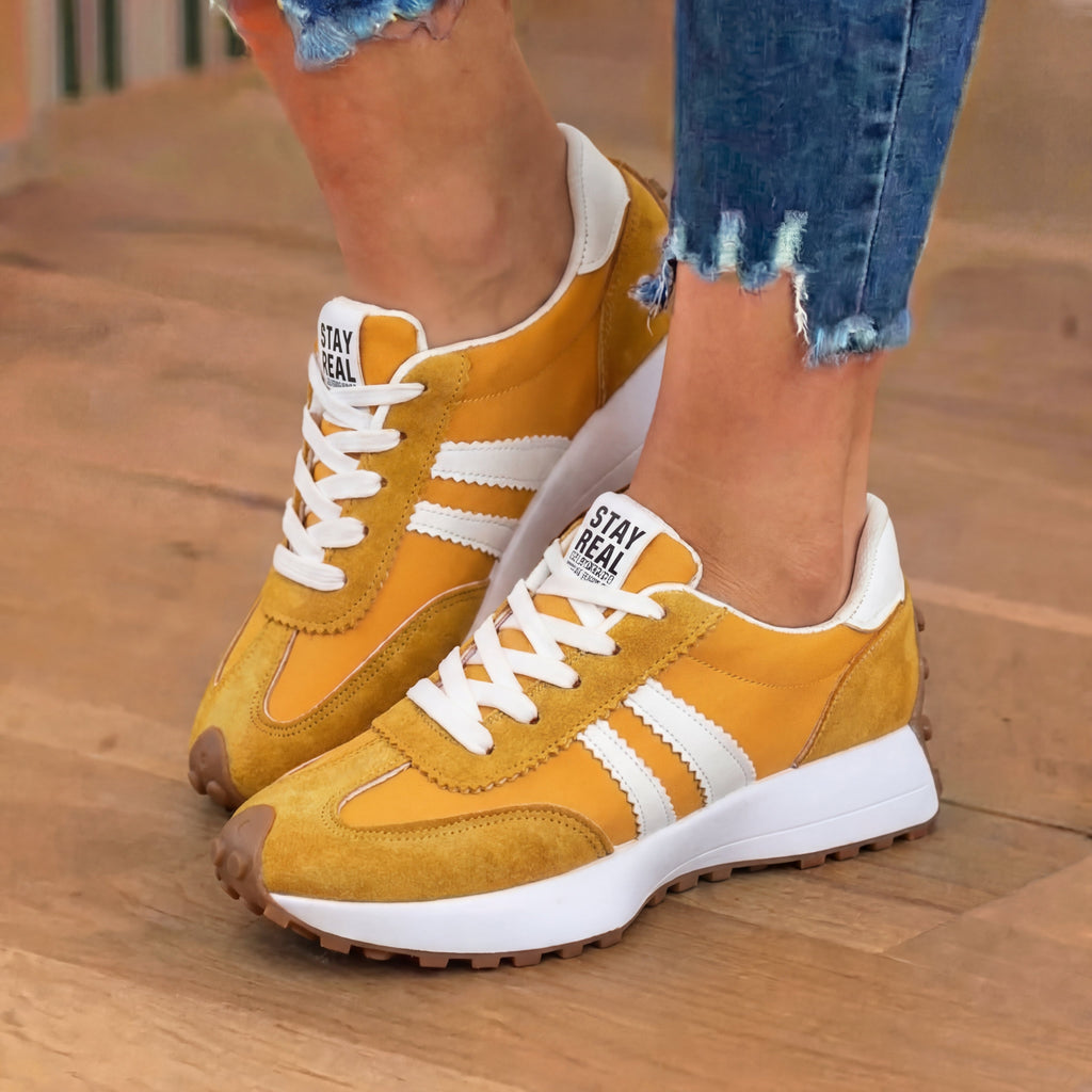 Klassische orthopädische Sneaker mit zeitlosem Stil