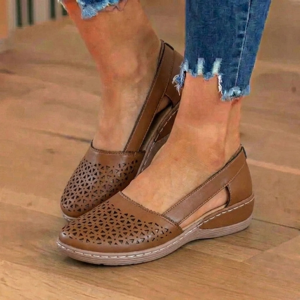 Wunderschön gefertigte orthopädische Sandalen