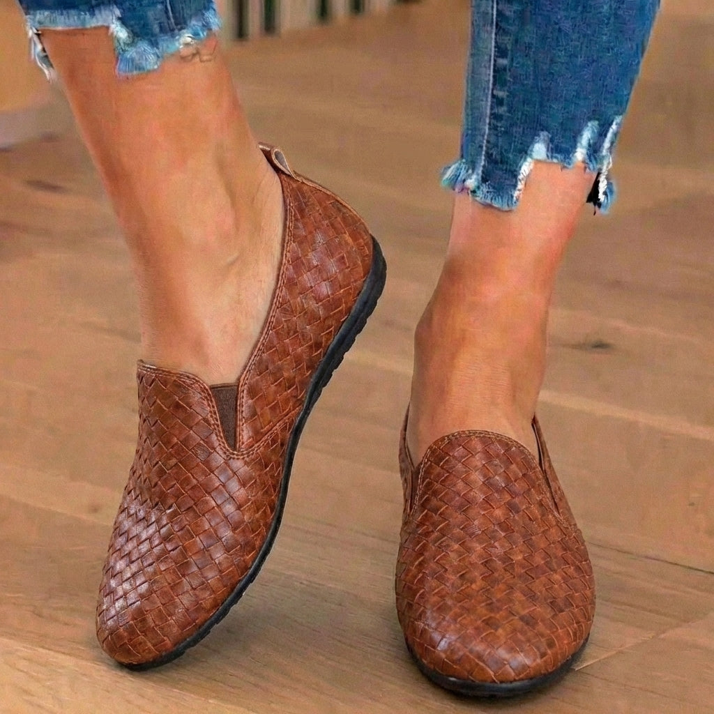 Klassische orthopädische Sneaker mit zeitlosem Stil